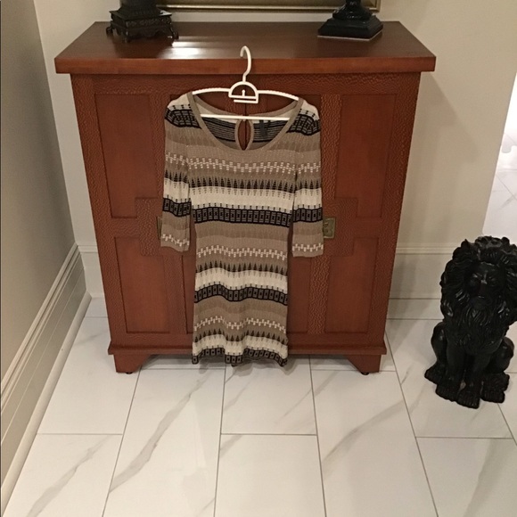 GUESS Dress Gold, Black, Tan, White Sz Small - Picture 1 of 3